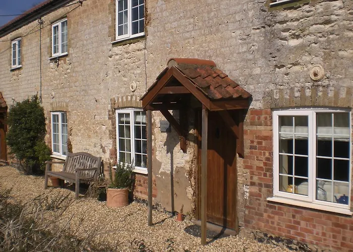 Bluebell And Appletree Cottages